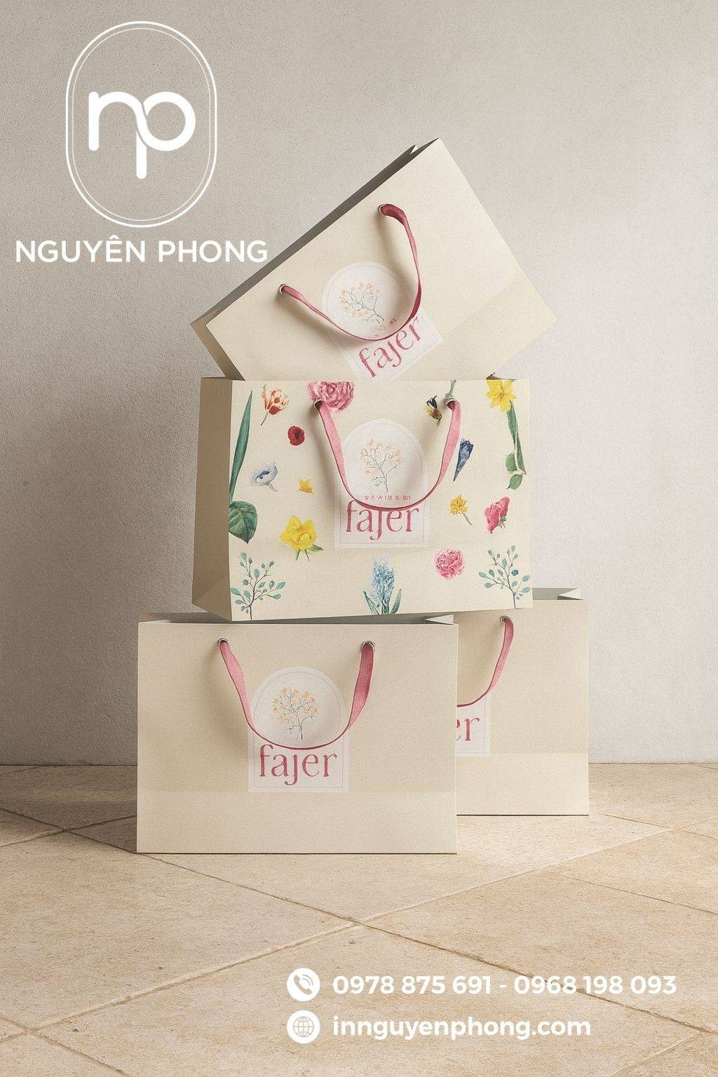 Mẫu túi giấy đựng áo dài nhiều kích thước đa dạng 